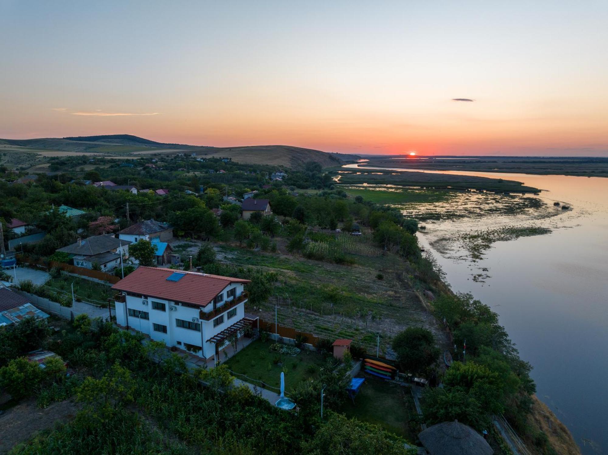Laguna Nuferilor Habitat Somova Exterior foto